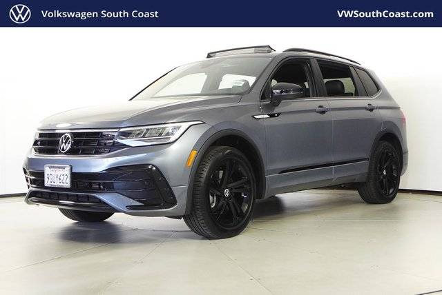 2023 Volkswagen Tiguan SE R-Line Black FWD photo