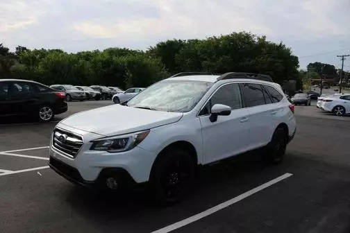 2019 Subaru Outback Premium AWD photo