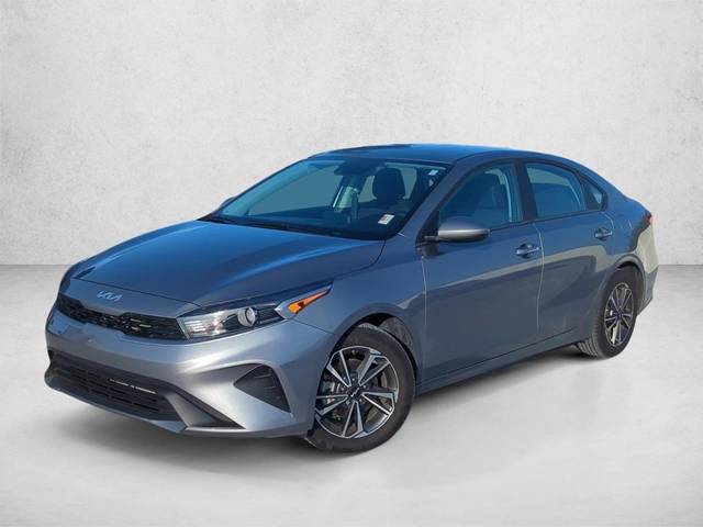 2023 Kia Forte LXS FWD photo