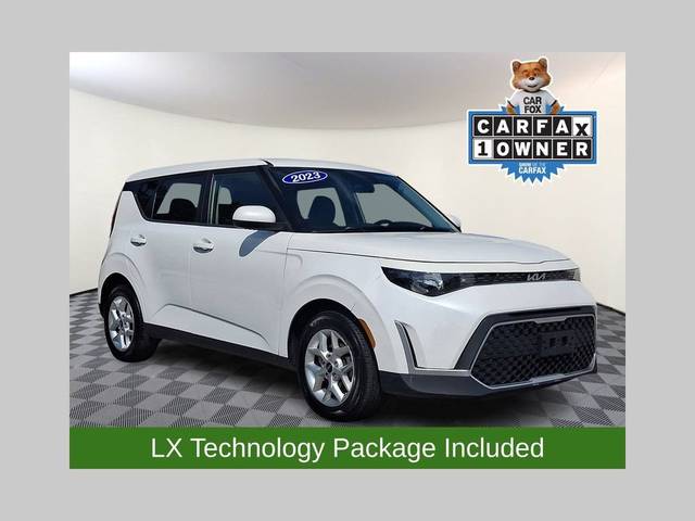 2023 Kia Soul LX FWD photo