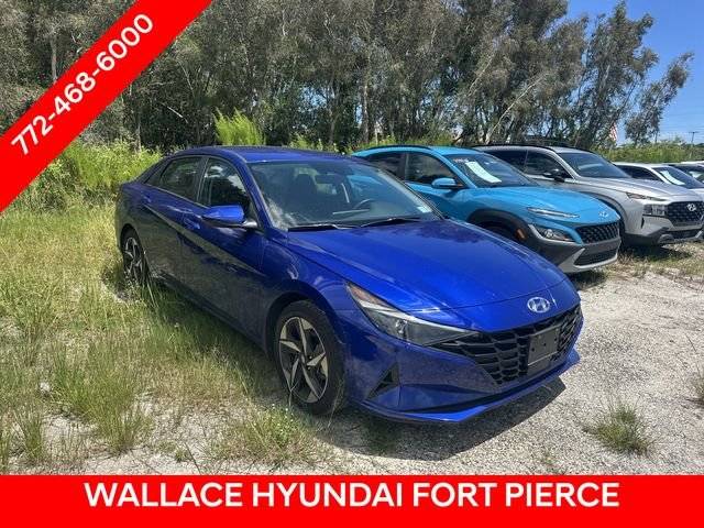 2023 Hyundai Elantra SEL FWD photo