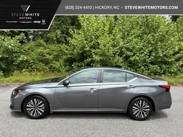 2023 Nissan Altima 2.5 SV FWD photo