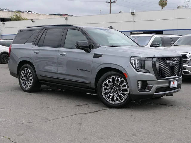 2023 GMC Yukon Denali Ultimate 4WD photo