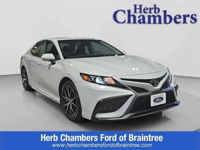2023 Toyota Camry SE FWD photo
