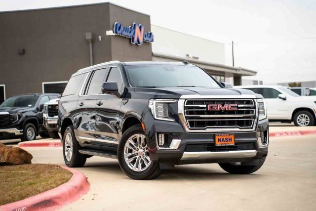 2023 GMC Yukon XL SLT 4WD photo