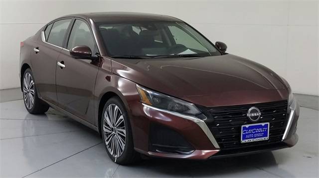 2023 Nissan Altima 2.5 SL FWD photo