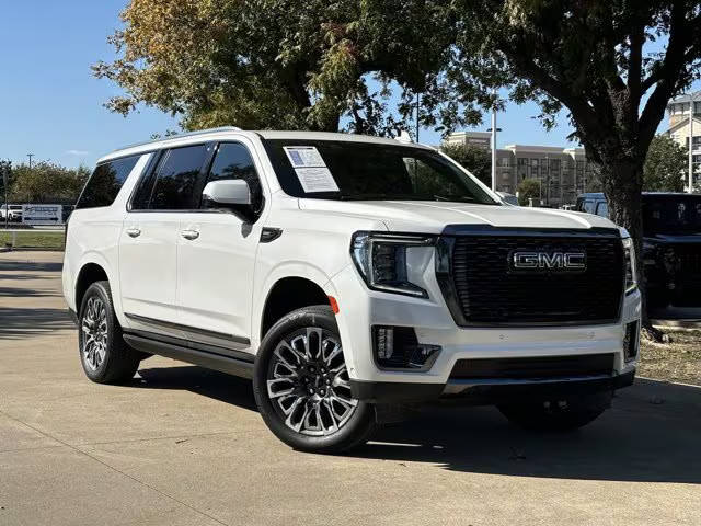 2023 GMC Yukon XL Denali Ultimate 4WD photo