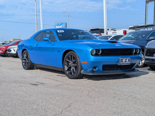 2023 Dodge Challenger R/T RWD photo