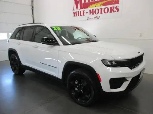 2023 Jeep Grand Cherokee Altitude X 4WD photo