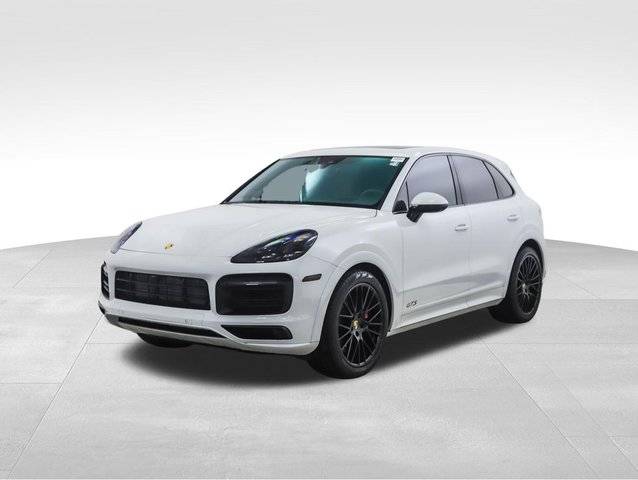 2022 Porsche Cayenne GTS AWD photo