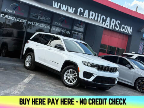 2023 Jeep Grand Cherokee Laredo X RWD photo