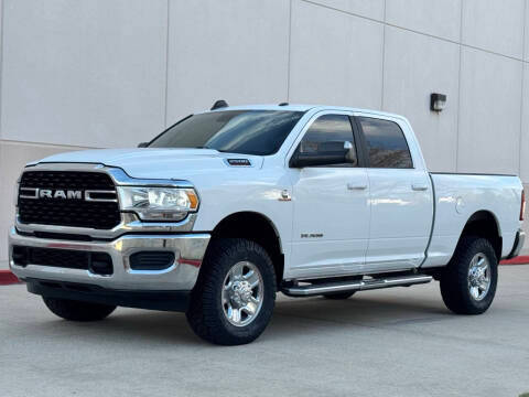 2022 Ram 2500 Big Horn 4WD photo
