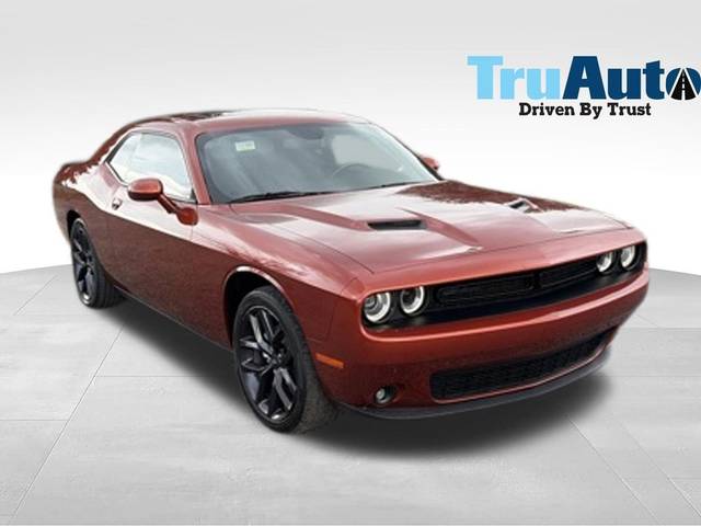 2023 Dodge Challenger SXT RWD photo