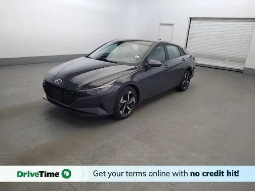 2023 Hyundai Elantra SEL FWD photo