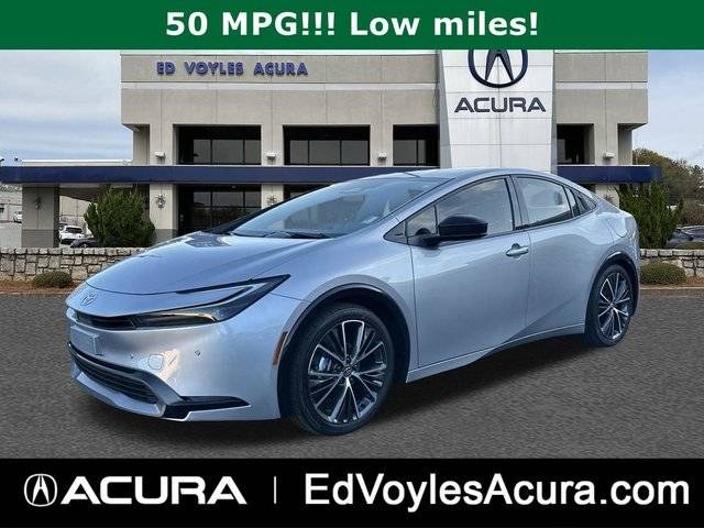 2023 Toyota Prius XLE FWD photo