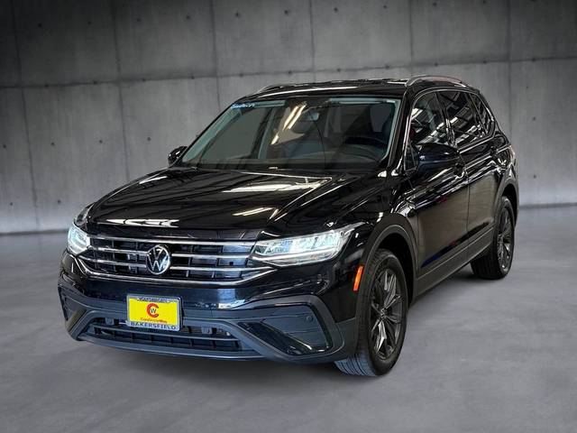 2023 Volkswagen Tiguan SE FWD photo