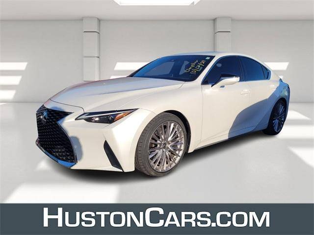 2022 Lexus IS IS 300 RWD photo