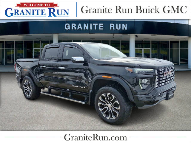 2023 GMC Canyon 4WD Denali 4WD photo