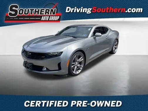 2023 Chevrolet Camaro 2LT RWD photo