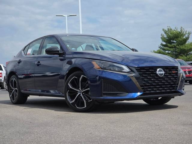 2023 Nissan Altima 2.5 SR AWD photo