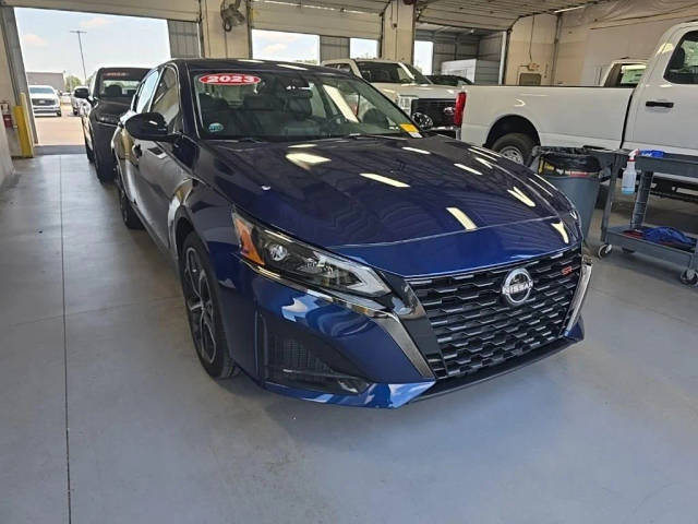 2023 Nissan Altima 2.5 SR AWD photo