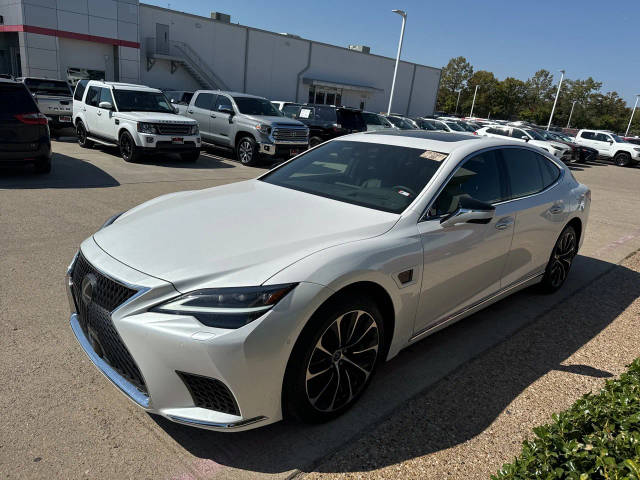 2023 Lexus LS LS 500h AWD photo