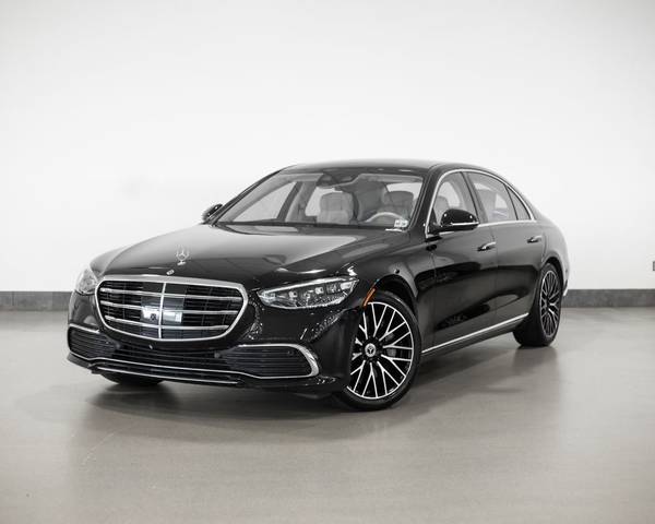 2023 Mercedes-Benz S-Class S 500 AWD photo