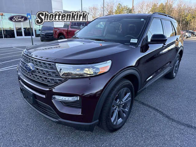 2023 Ford Explorer XLT 4WD photo