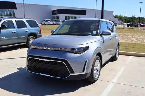 2023 Kia Soul LX FWD photo