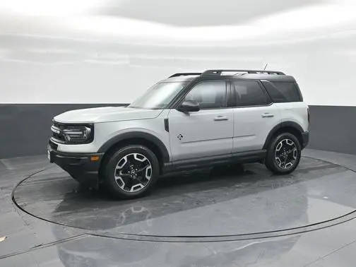2023 Ford Bronco Sport Outer Banks 4WD photo
