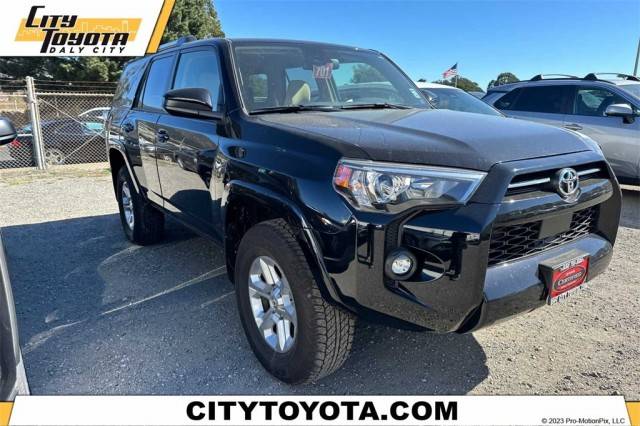 2023 Toyota 4Runner SR5 4WD photo