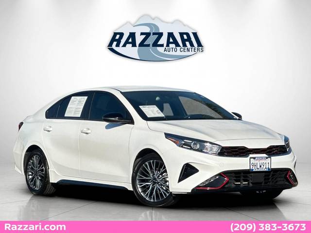 2023 Kia Forte GT-Line FWD photo