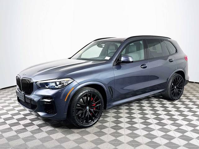 2022 BMW X5 M50i AWD photo