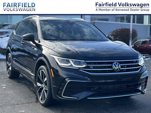 2023 Volkswagen Tiguan SEL R-Line AWD photo