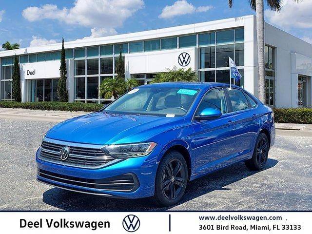 2023 Volkswagen Jetta SE FWD photo
