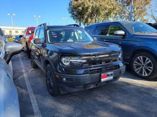 2023 Ford Bronco Sport Outer Banks 4WD photo
