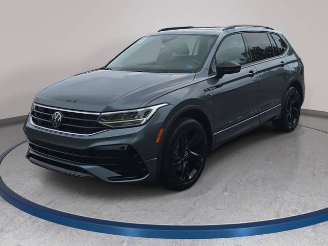 2023 Volkswagen Tiguan SE R-Line Black FWD photo