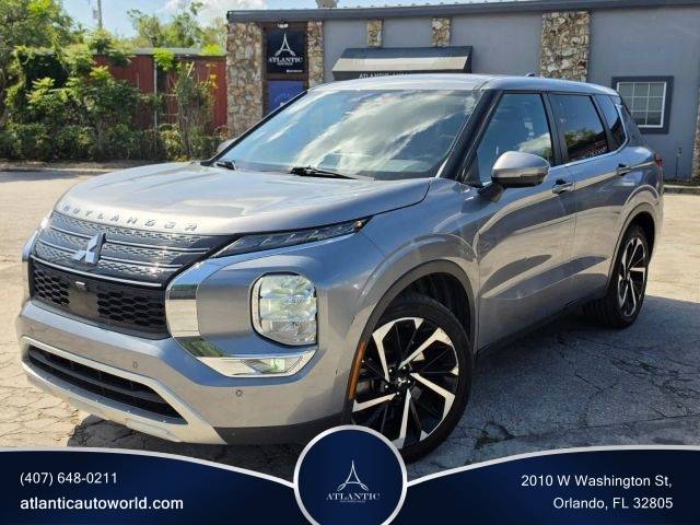 2023 Mitsubishi Outlander SE Black Edition FWD photo