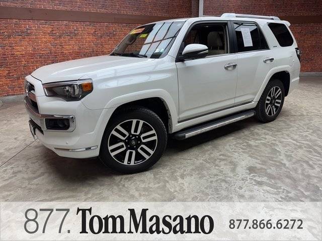 2023 Toyota 4Runner Limited 4WD photo