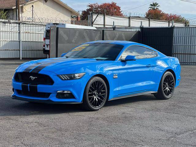 2017 Ford Mustang GT RWD photo