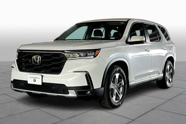 2023 Honda Pilot EX-L 8 Passenger FWD photo