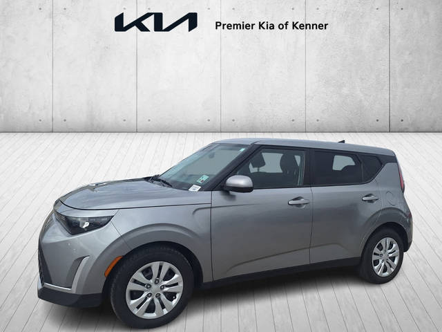 2023 Kia Soul LX FWD photo