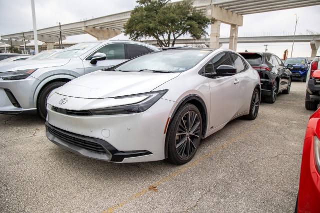 2023 Toyota Prius Limited AWD photo