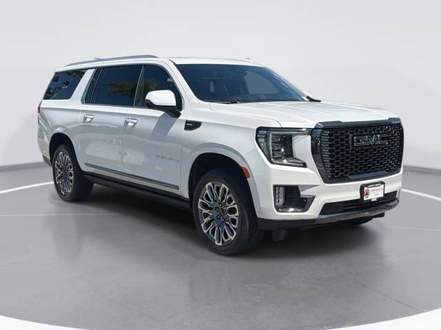 2023 GMC Yukon XL Denali Ultimate 4WD photo