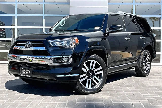 2023 Toyota 4Runner Limited RWD photo