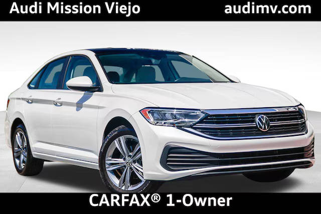 2023 Volkswagen Jetta SE FWD photo