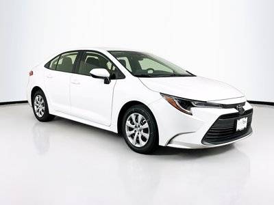 2023 Toyota Corolla LE FWD photo