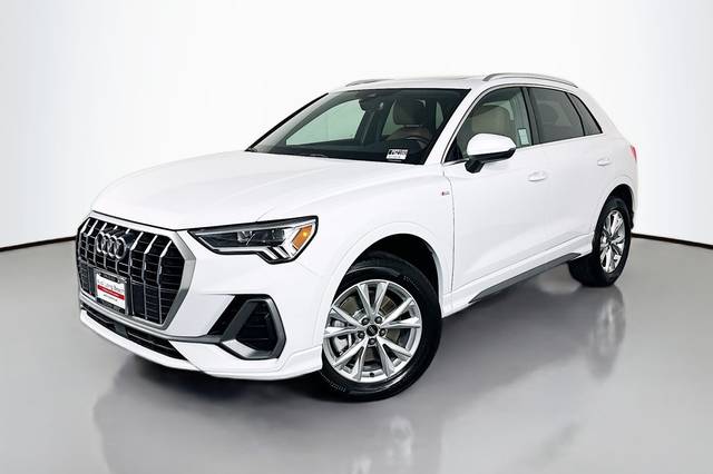 2023 Audi Q3 S line Premium AWD photo