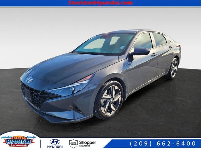 2023 Hyundai Elantra SEL FWD photo