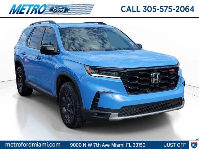 2023 Honda Pilot TrailSport AWD photo